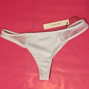 Selling a Brooklyn coulbourne bottom